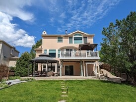 2451 S Fundy Cir in Aurora, CO - Building Photo