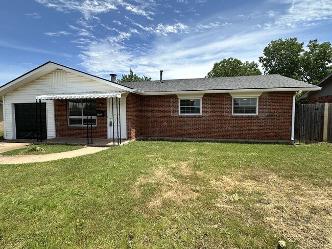 property at 2700 Yorkshire Ave
