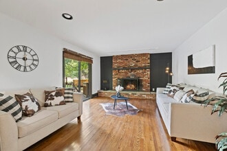 108 Helms Hill Rd in Washingtonville, NY - Building Photo - Building Photo