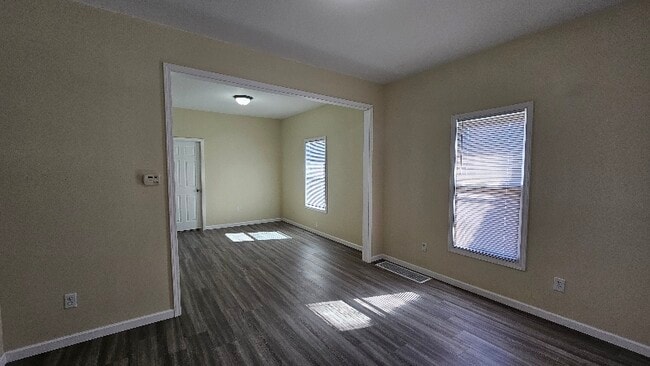 419 Montrose St in Salina, KS - Building Photo - Building Photo