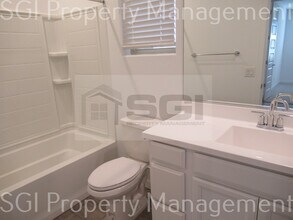1622 W la Mirada Dr in Phoenix, AZ - Building Photo - Building Photo