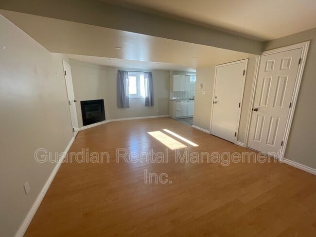 property at 2608 Woodlawn Ave