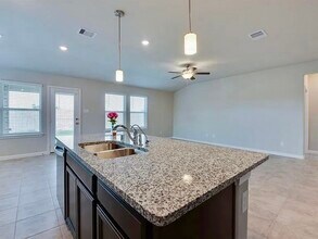 2418 Humble Wy in Rosenberg, TX - Building Photo - Building Photo