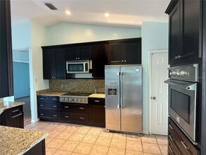 11328 Jim Ct in Riverview, FL - Foto de edificio - Building Photo