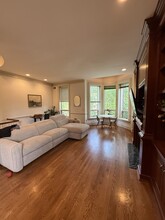 2020 N Fremont St, Unit 3 in Chicago, IL - Foto de edificio - Building Photo