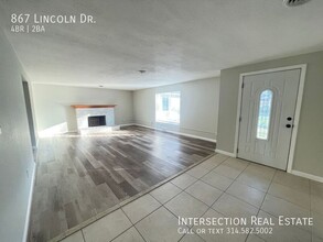 867 Lincoln Dr in Imperial, MO - Building Photo - Building Photo