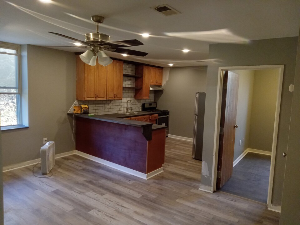 1538 Hunter St in Pittsburgh, PA - Building Photo