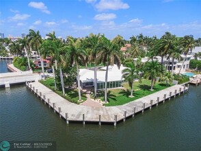 2 Nurmi Dr in Fort Lauderdale, FL - Building Photo - Building Photo