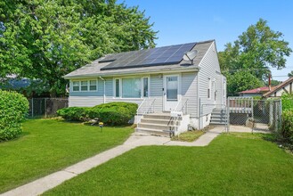 760 Sibley Blvd in Calumet City, IL - Building Photo - Building Photo