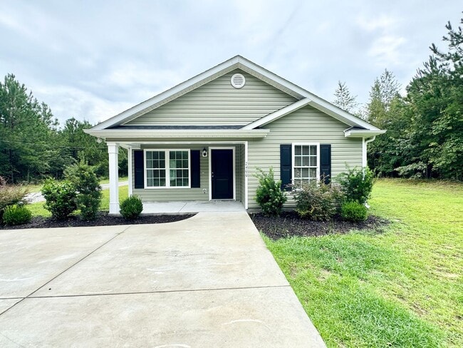 property at 7370 Hucks Rd