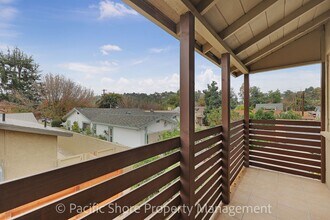 2835 N Coolidge Ave in Los Angeles, CA - Building Photo - Building Photo