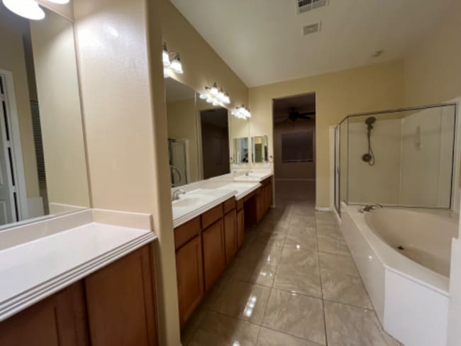 8089 Villa Del Cielo St in Las Vegas, NV - Building Photo - Building Photo