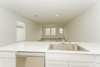 10822 Bird Of Paradise Ln in Houston, TX - Foto de edificio - Building Photo