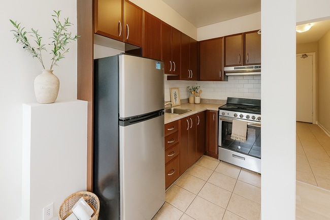 Arbor Village Hollington in Ottawa, ON - Building Photo - Building Photo