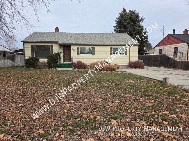 property at 624 W Linden St