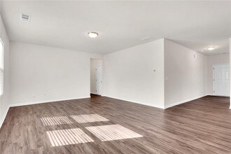 4630 Chandler Dr in Cumming, GA - Building Photo - Building Photo