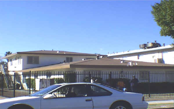 7362 S Elm St in San Bernardino, CA - Building Photo