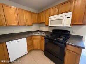 660 Minnie St in Titusville, FL - Building Photo - Building Photo