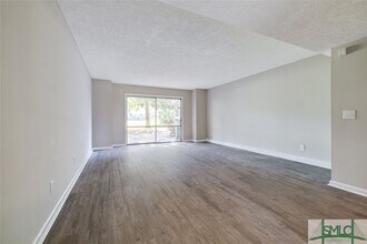 49 Knollwood Cir in Savannah, GA - Building Photo - Building Photo