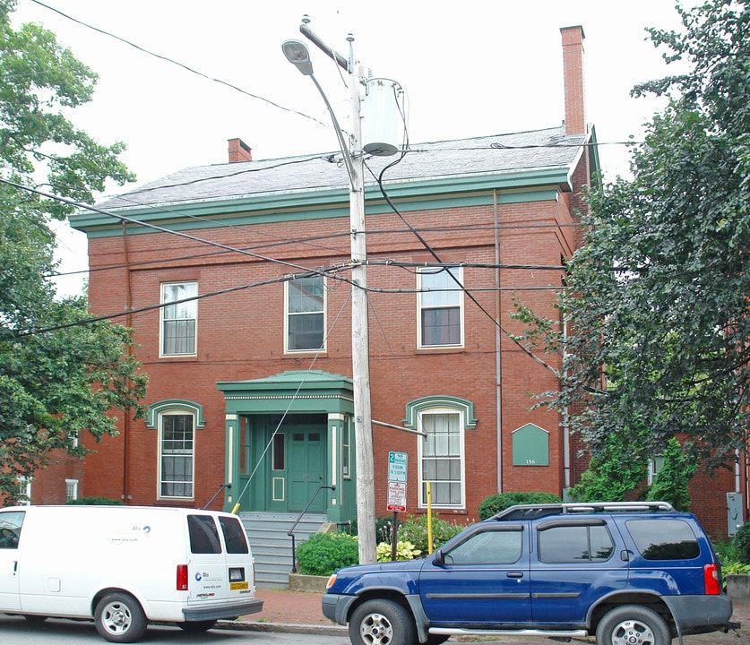 156 Danforth St in Portland, ME - Foto de edificio