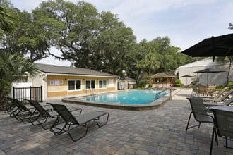 Marsh Cove Sommerset in Fernandina Beach, FL - Foto de edificio - Building Photo