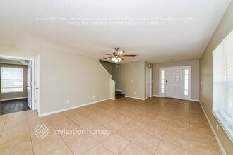 10710 Lakeside Vista Dr in Riverview, FL - Foto de edificio - Building Photo