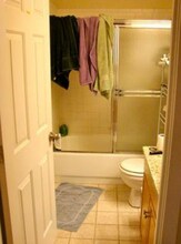 23 Cumberland St, Unit A4 in Boston, MA - Building Photo - Building Photo
