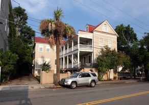 141 St Philip St in Charleston, SC - Building Photo