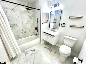 7618 Pissarro Dr, Unit 15205 in Orlando, FL - Building Photo - Building Photo