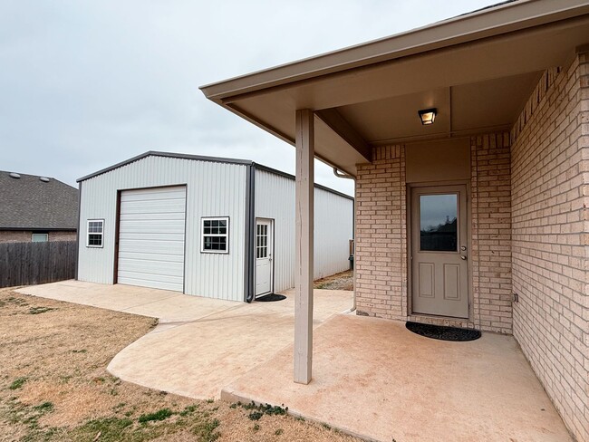 property at 1250 Round Leaf Rd