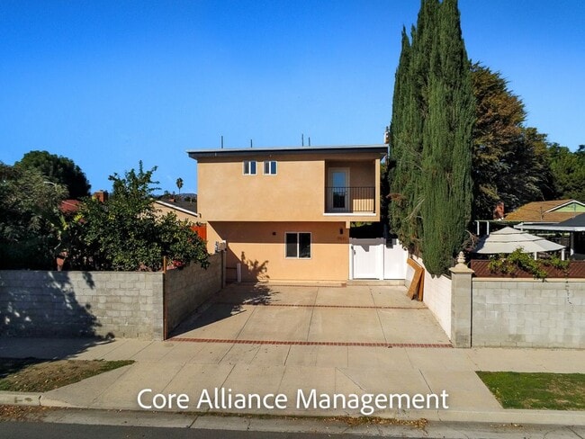 23291 Haynes St in Los Angeles, CA - Building Photo - Building Photo