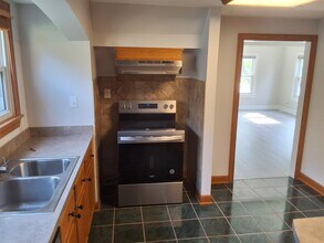 5198 South St in Vermilion, OH - Building Photo - Building Photo