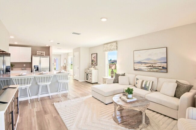 3939 Antigua Wy in Spring Hill, FL - Building Photo - Building Photo