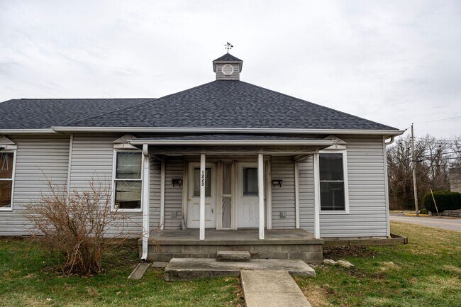 1223 W 11th St in Bloomington, IN - Building Photo - Building Photo