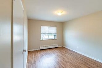 Hillcrest Apartments in Sault Ste Marie, ON - Building Photo - Building Photo
