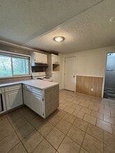 33332-33334 4 Ave in Mission, BC - Building Photo - Building Photo