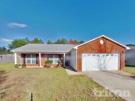 265 Whistle Way in Locust Grove, GA - Building Photo