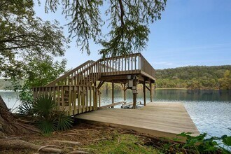 10810 River Terrace Cir in Austin, TX - Building Photo - Building Photo