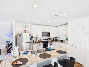 5194 Sailor Rd in Brooksville, FL - Building Photo - Building Photo