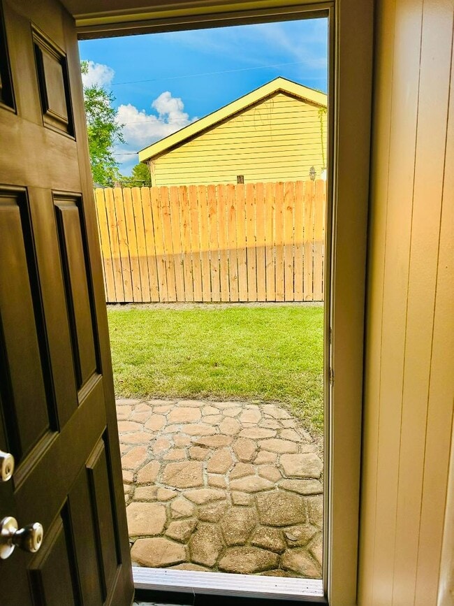 305 N 40th Ave in Hattiesburg, MS - Building Photo - Building Photo