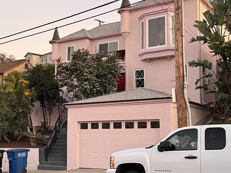 3918 Woolwine Dr in Los Angeles, CA - Building Photo