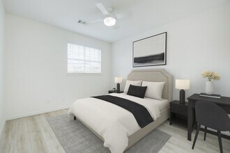 1823 Fantasy Woods Dr in Houston, TX - Building Photo - Building Photo