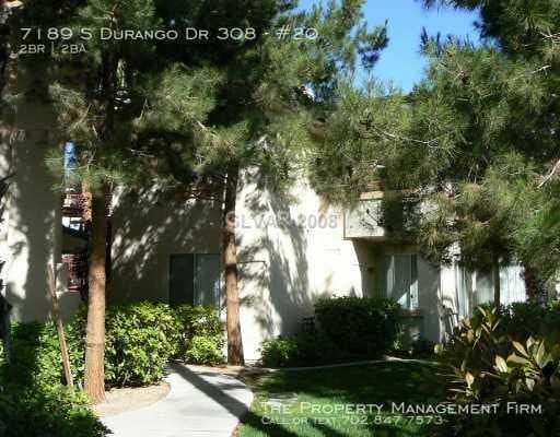 7189 S Durango Dr in Las Vegas, NV - Building Photo