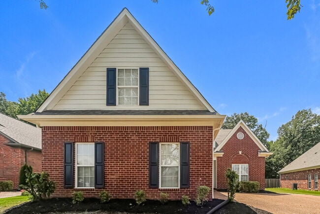 property at 691 Classic Dr S