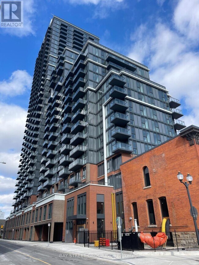 75 James St S in Hamilton, ON - Building Photo - Building Photo