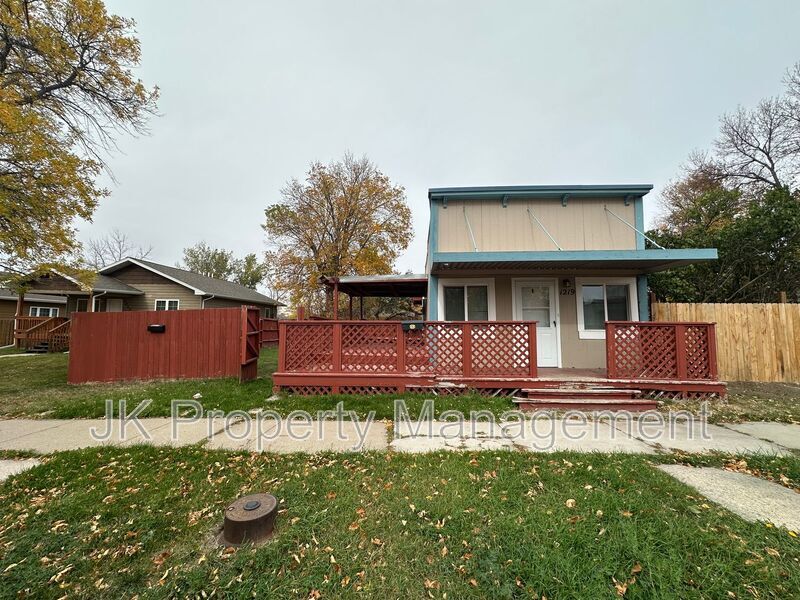 1219 6th Ave S in Great Falls, MT - Building Photo