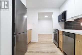 68-68 Fifteenth St in Toronto, ON - Building Photo - Building Photo