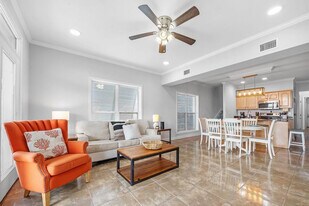 1336 W Lagoon Ave in Gulf Shores, AL - Building Photo