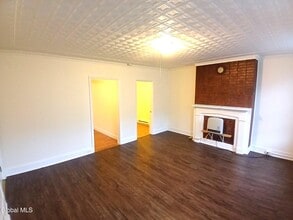 16 Cataract St in Cohoes, NY - Building Photo - Building Photo