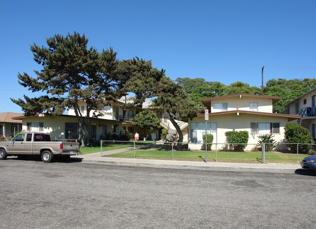 400 N G St in Oxnard, CA - Foto de edificio - Building Photo